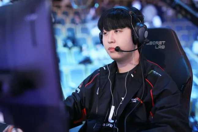 国际足联-HLE：由于Kanavi近期身份转为体育要员，个人直播活动取消