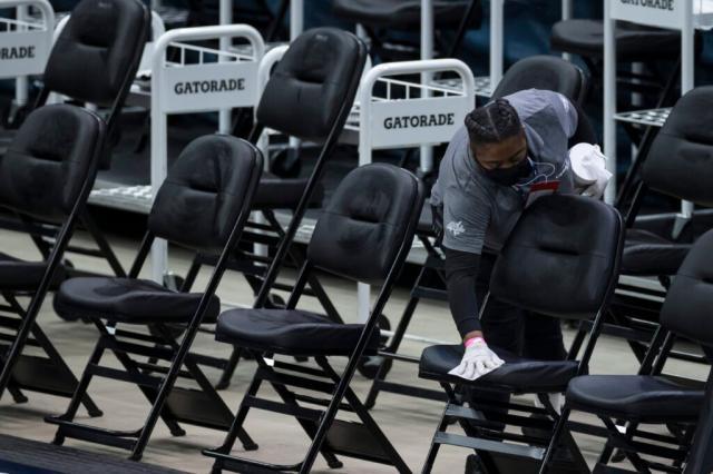 NBA拟增30个双向合同席位 各队主帅纷纷鼓掌叫好